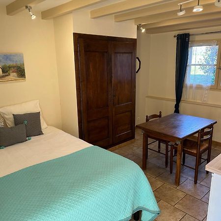 Chambres D'Hotes Du Puy D'Anche Sauzé-Vaussais Eksteriør bilde